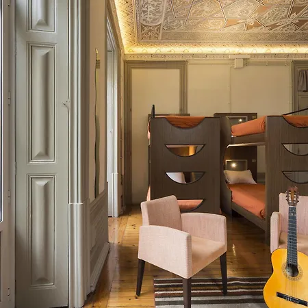 セレナータ ホステル ホステル コインブラ